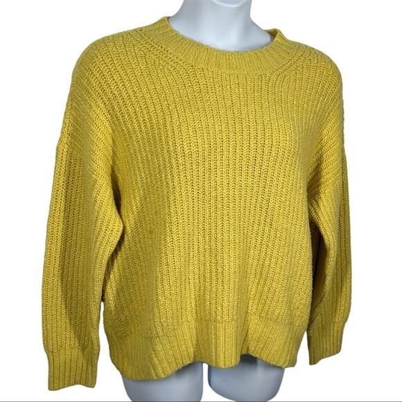 American Eagle Soft & Cozy Crewneck Chunky Knit Yellow Medium Oversized Sweater - Picture 9 of 10